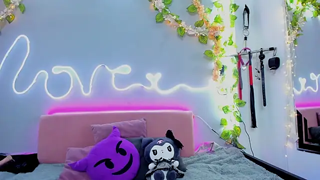 Snapshot of YouliteSllut2 chatting on January 16, 2025, 8:46 pm YouliteSllut2 online show from January 16, 2025, 8:46 pm