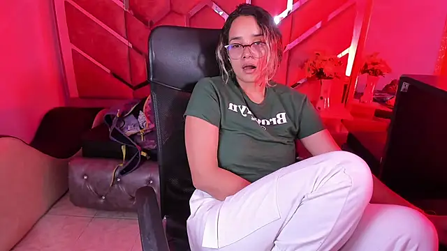 Olivia Fox69 online show from February 8, 2026, 3:59 am