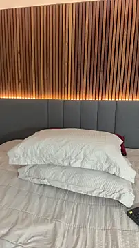 EmiilyAdams  online show from February 25, 2026, 10:09 pm