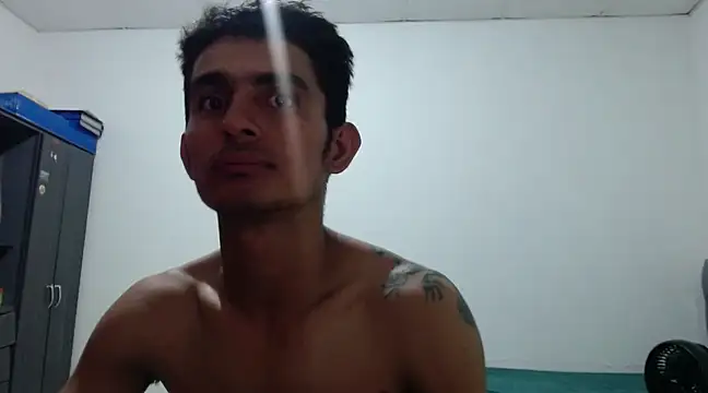 Snapshot of maria_and_angel chatting on March 12, 2025, 3:57 am maria and angel online show from March 12, 2025, 3:57 am