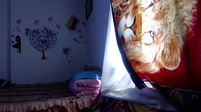 Snapshot of maria_and_angel chatting on January 19, 2025, 6:21 pm maria and angel online show from January 19, 2025, 6:21 pm