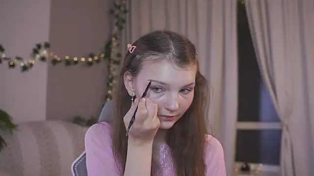 CindyGarrison online show from October 23, 2025, 1:26 am