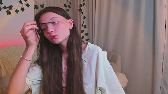 CindyGarrison online show from February 20, 2025, 12:30 am