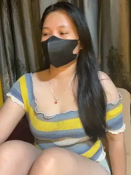 Sexyass13 online show from April 8, 2026, 3:13 pm