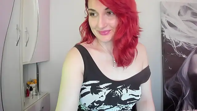 Snapshot of AnaysTop chatting on July 20, 2026, 11:45 am AnaysTop online show from July 20, 2026, 11:45 am