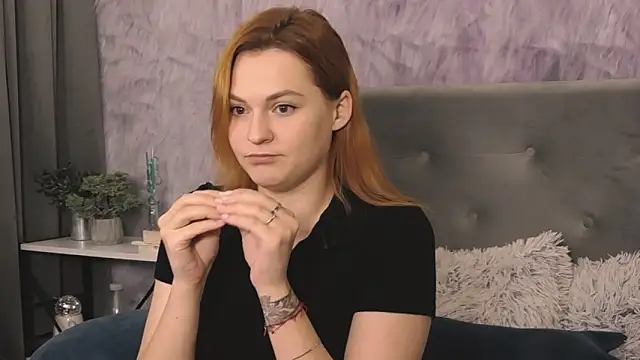 DemiLeaf online show from February 1, 2025, 1:09 pm