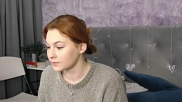 DemiLeaf online show from February 12, 2025, 9:31 am