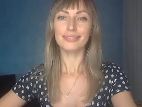 EffectMaya online show from December 15, 2025, 6:36 pm