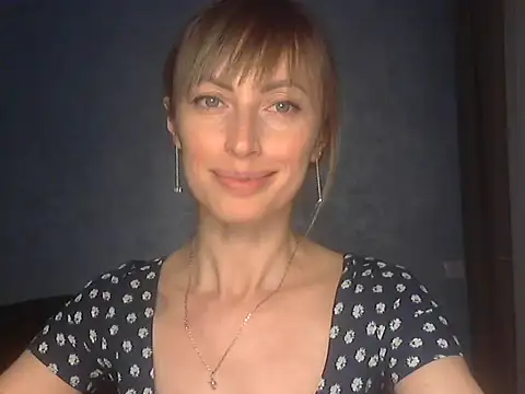 EffectMaya online show from April 1, 2026, 6:16 pm