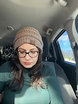 BeautifulMesss online show from February 12, 2026, 4:18 pm