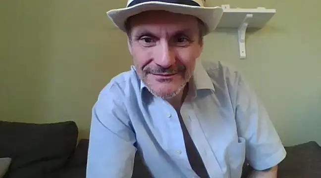 Snapshot of Zed0l1Mod chatting on December 13, 2024, 10:41 am Zed0l1Mod online show from December 13, 2024, 10:41 am