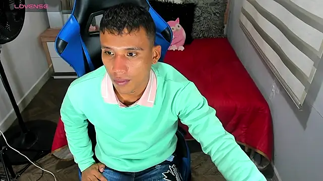 Backsex boy online show from October 30, 2025, 9:51 am