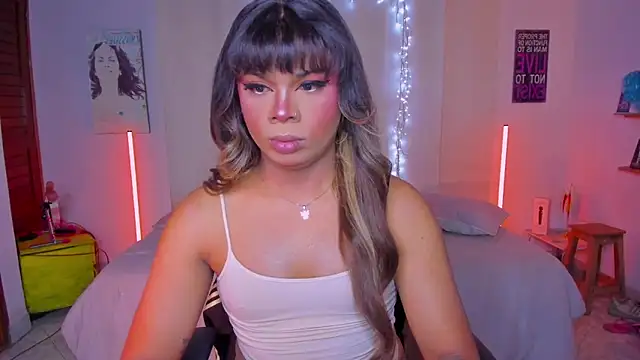 CuteRomi online show from October 1, 2025, 6:07 am