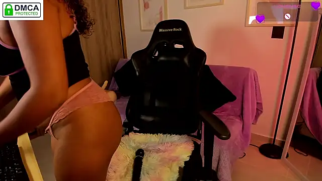 Snapshot of aleja_montiel__ chatting on November 6, 2025, 12:42 pm aleja montiel online show from November 6, 2025, 12:42 pm