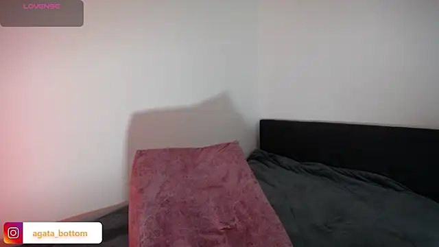 Snapshot of NewAgatha_Bolton chatting on November 27, 2025, 8:53 pm NewAgatha Bolton online show from November 27, 2025, 8:53 pm