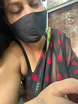 Snapshot of HaaniKaur chatting on July 7, 2026, 8:40 am HaaniKaur online show from July 7, 2026, 8:40 am