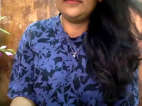Snapshot of HaaniKaur chatting on March 18, 2025, 7:55 am HaaniKaur online show from March 18, 2025, 7:55 am