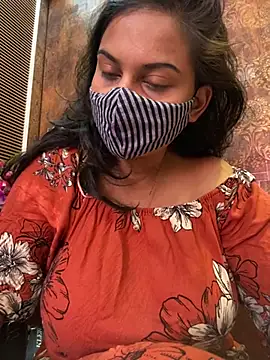 Snapshot of HaaniKaur chatting on March 3, 2025, 7:35 am HaaniKaur online show from March 3, 2025, 7:35 am