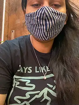 Snapshot of HaaniKaur chatting on January 15, 2025, 7:48 am HaaniKaur online show from January 15, 2025, 7:48 am