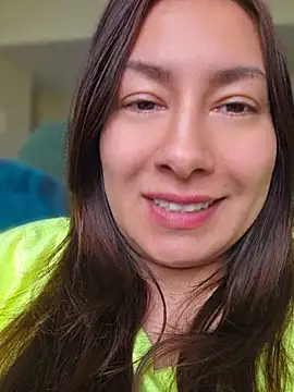 xLadyScarlettx online show from April 13, 2026, 3:27 pm