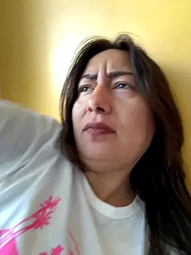 xLadyScarlettx online show from October 5, 2025, 4:09 pm