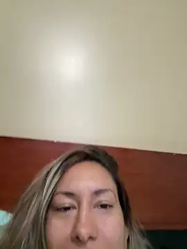 xLadyScarlettx online show from February 12, 2025, 2:35 am