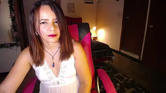 Snapshot of danielle_rose_1 chatting on November 2, 2025, 5:18 pm danielle rose 1 online show from November 2, 2025, 5:18 pm