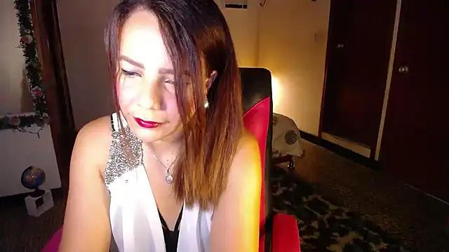 Snapshot of danielle_rose_1 chatting on November 10, 2025, 5:29 pm danielle rose 1 online show from November 10, 2025, 5:29 pm