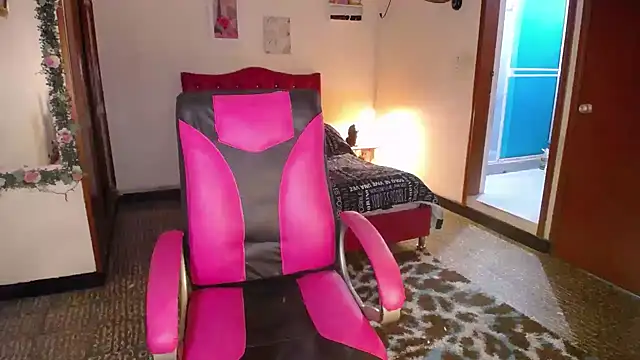 Snapshot of danielle_rose_1 chatting on November 28, 2025, 8:31 pm danielle rose 1 online show from November 28, 2025, 8:31 pm