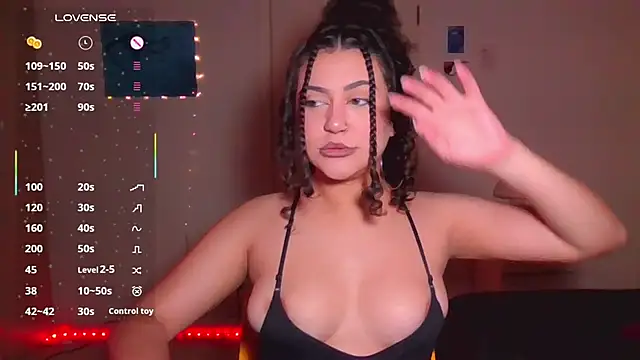 Snapshot of ann4montez_ chatting on October 8, 2025, 6:37 am ann4montez  online show from October 8, 2025, 6:37 am