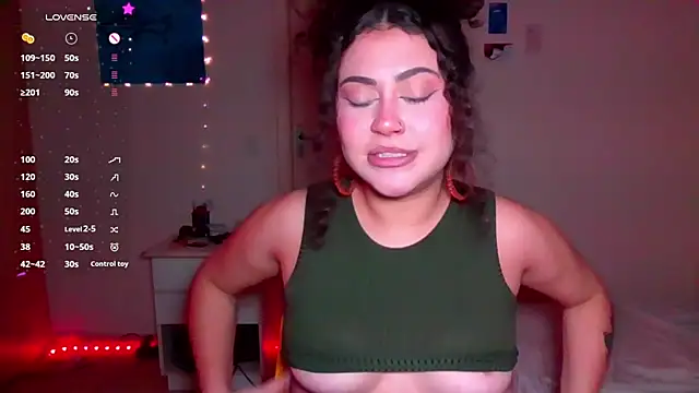 Snapshot of ann4montez_ chatting on September 11, 2025, 4:23 am ann4montez  online show from September 11, 2025, 4:23 am