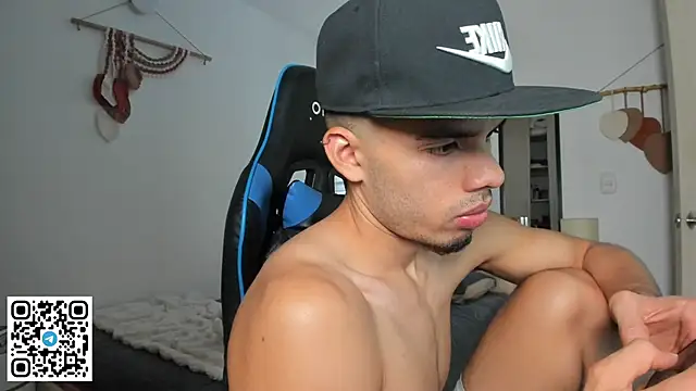 mateoleonee online show from January 6, 2026, 4:33 pm