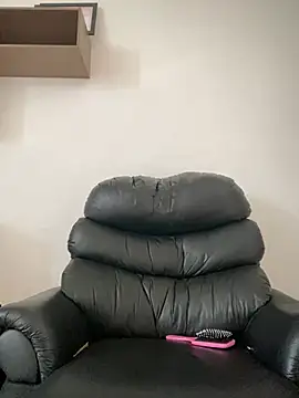 Snapshot of Indiazinha777 chatting on December 12, 2024, 11:50 am Indiazinha777 online show from December 12, 2024, 11:50 am