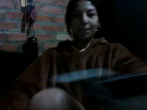 CarolineGomez online show from September 9, 2025, 5:39 am