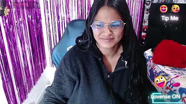 SweetAlmaa online show from February 23, 2026, 10:16 am