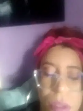 lorraine alves ferreira online show from May 21, 2026, 3:42 pm