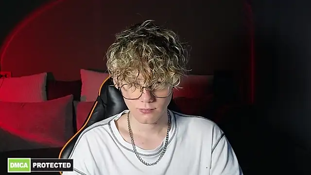 Keytaro online show from March 28, 2026, 12:17 pm