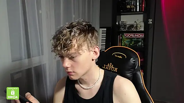 Snapshot of Keytaro chatting on November 10, 2025, 3:06 pm Keytaro online show from November 10, 2025, 3:06 pm