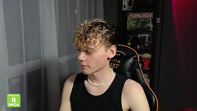 Snapshot of Keytaro chatting on October 22, 2025, 11:58 pm Keytaro online show from October 22, 2025, 11:58 pm