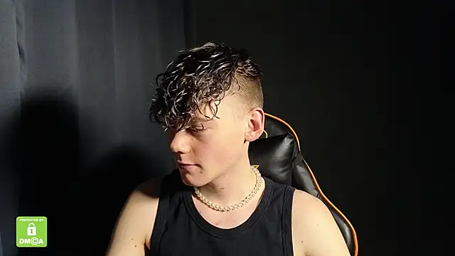 Keytaro online show from January 9, 2026, 3:19 pm