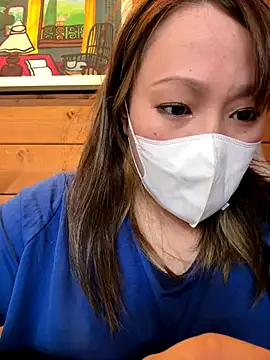 Snapshot of annna_annna_2024 chatting on November 4, 2025, 1:31 am annna annna 2024 online show from November 4, 2025, 1:31 am