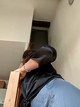 Candy-Desire online show from January 21, 2025, 12:29 pm