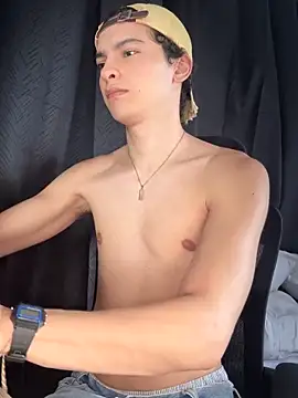 Snapshot of cybercosmiiic chatting on September 11, 2025, 8:31 pm cybercosmiiic online show from September 11, 2025, 8:31 pm