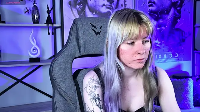 Snapshot of LexiWenford chatting on May 26, 2026, 2:53 am LexiWenford online show from May 26, 2026, 2:53 am