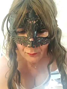 Snapshot of Viola8p chatting on January 29, 2025, 10:27 am Viola8p online show from January 29, 2025, 10:27 am