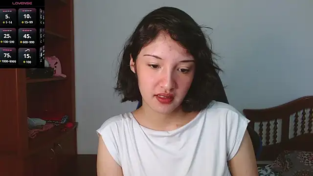 Snapshot of alexaa08 chatting on September 22, 2025, 1:06 pm alexaa08 online show from September 22, 2025, 1:06 pm