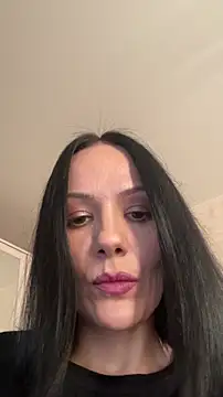 Snapshot of Devil_Goddess chatting on November 27, 2025, 12:16 pm Devil Goddess online show from November 27, 2025, 12:16 pm