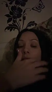 Snapshot of Devil_Goddess chatting on November 2, 2025, 5:40 pm Devil Goddess online show from November 2, 2025, 5:40 pm