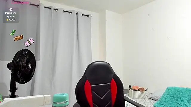 Sanddi milff online show from February 2, 2025, 1:41 pm