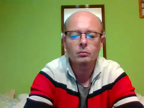 Snapshot of Tiger202441 chatting on November 6, 2025, 9:52 pm Tiger202441 online show from November 6, 2025, 9:52 pm